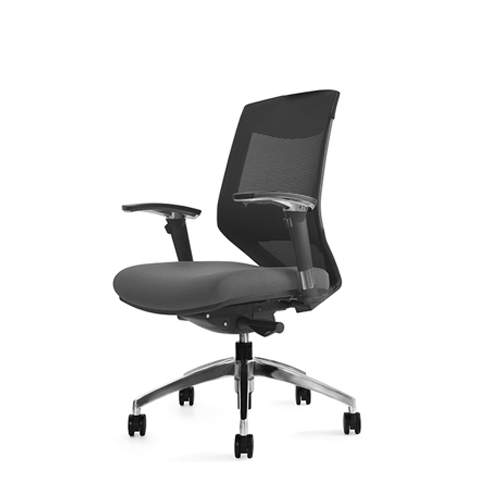 Кресло для руководителя без подголовника Vogue черный каркас ткань AH/AC