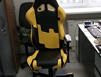 Игровые компьютерные кресла DXRacer